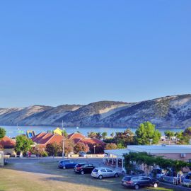 Lopar, apartments Andrea, Andrea and Dijana Andreškić